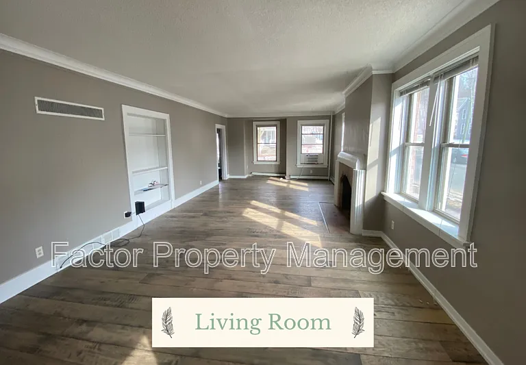 130 Parsons St — Photo 4