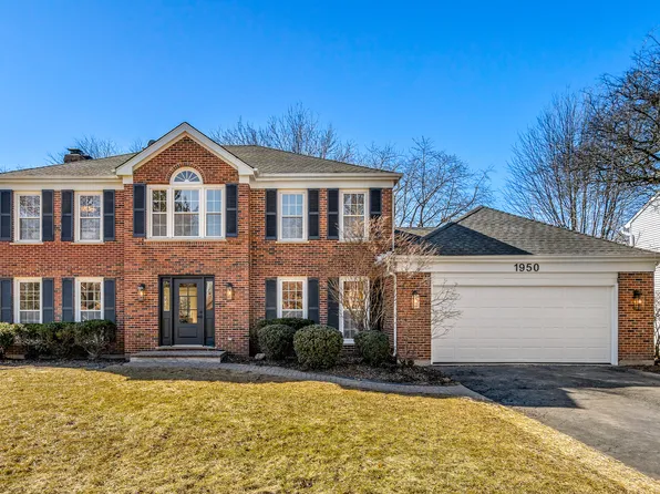 1950 Cromwell Dr, Wheaton, IL 60189