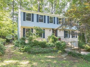 16054 Fairway Dr, Dumfries, VA 22025