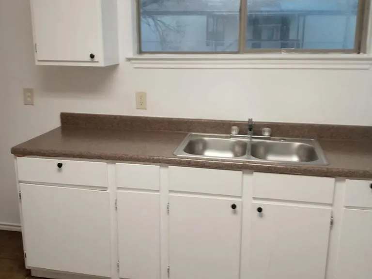 428 Burnett St #B — Photo 7
