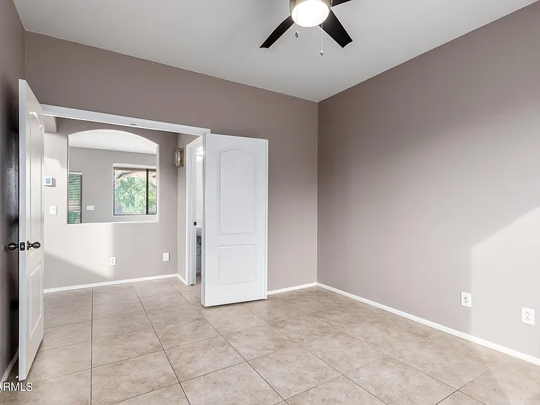 40747 W Robbins Dr — Photo 20
