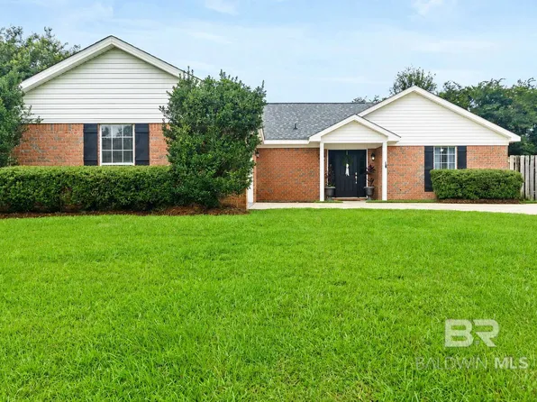 105 Oakwood Ave, Fairhope, AL 36532
