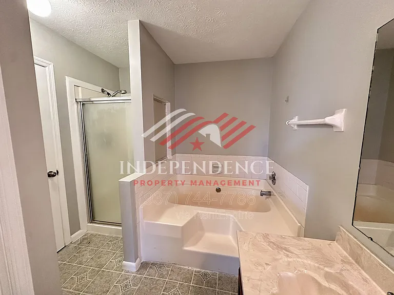 2385 Fieldstone Cir — Photo 11