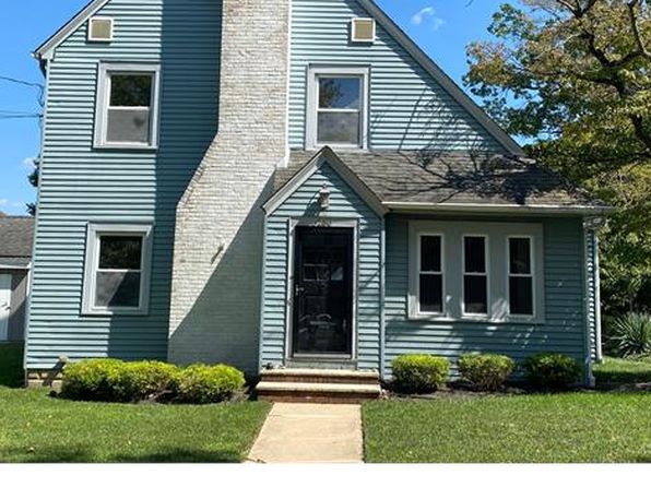 250 S Warner St
