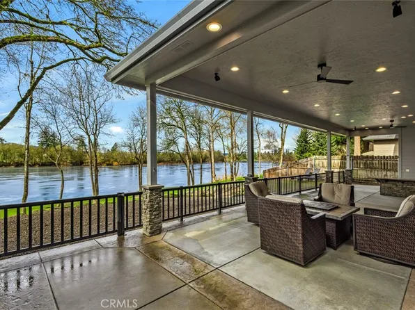 3925 Rivercrest Dr N, Salem, OR 97303
