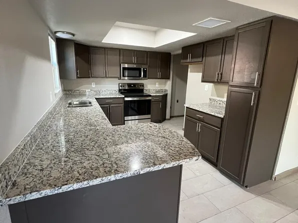 10905 Tom Weiskopf Dr #C, El Paso, TX 79936