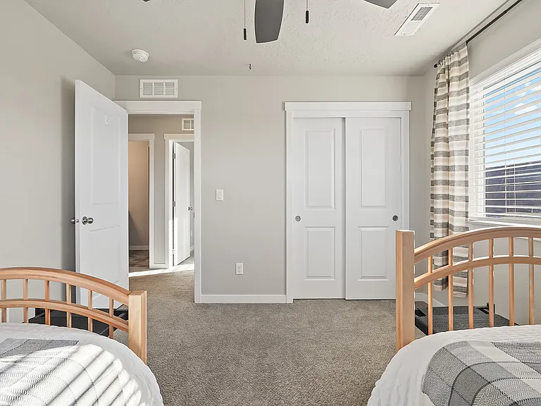 11273 W Broadstone St — Photo 44