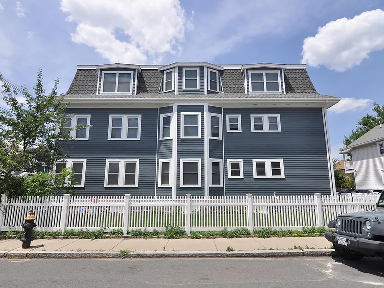 14 Aldie St — Photo 48
