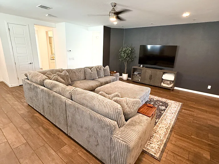 9630 E Tesla Ave — Photo 12