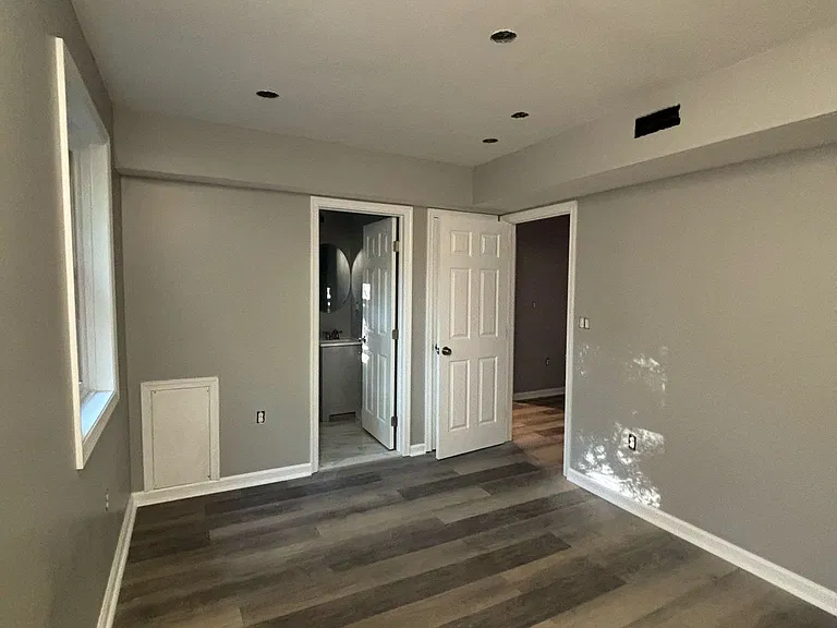 8306 Roanoke Ave #5 — Photo 6
