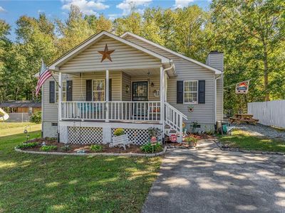 121 Meadow Wood Dr, Thomasville, NC, 27360