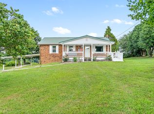 4151 Chapel Hill Rd, Clarksville, TN 37040