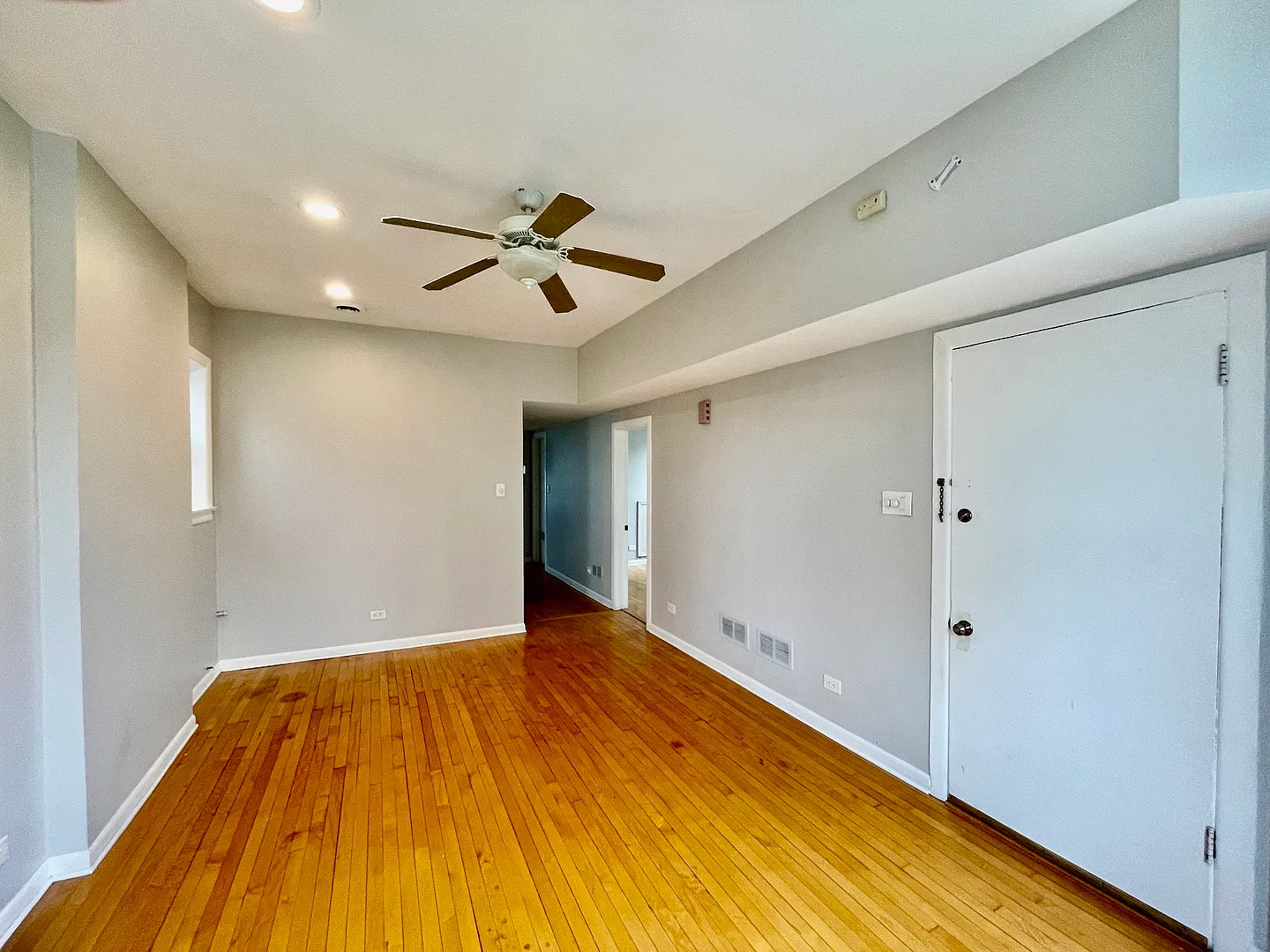 2 bed, $1,800 — Photo 3