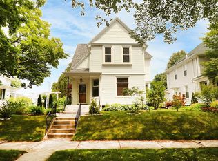 422 Saint Clair Ave, Sheboygan, WI 53081