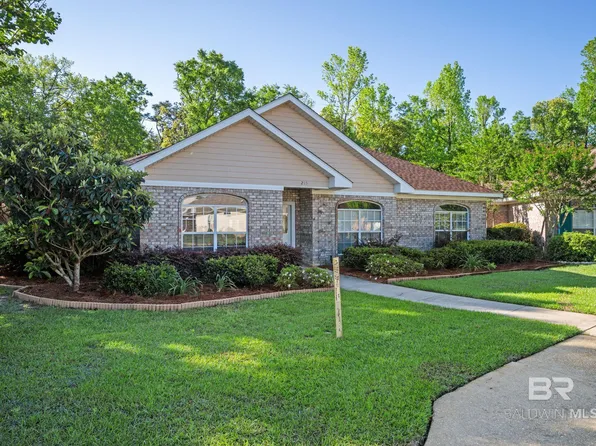 215 Savannah Cir, Foley, AL 36535