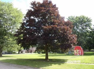 W Mills St, Sandusky, MI 48471