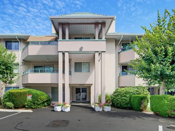 33175 Old Yale Rd #125, Abbotsford, BC V2S 2J4