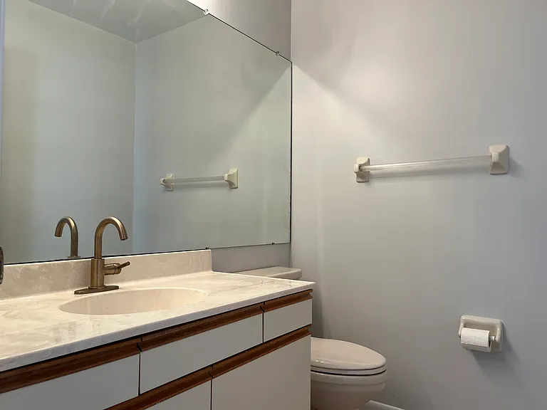 8 Marina Point Pl — Photo 22