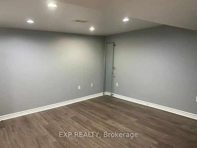 7B Clarendon Ave — Photo 22