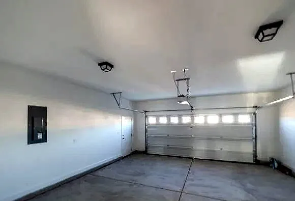 113 Tellmont St — Photo 16