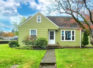 6324 NE Sumner St, Portland, OR 97218