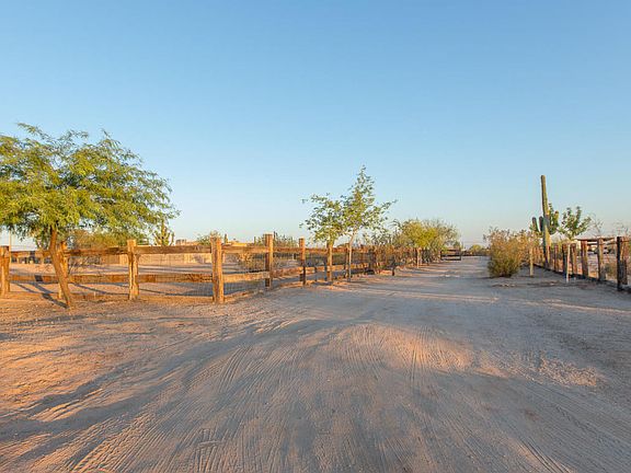 3rd image of 30909 E Sianna Dr