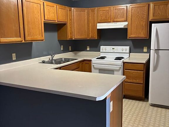 2nd image of 109 E Luverne St APT 322