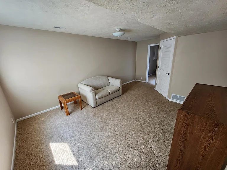 7368 N 77th Ave — Photo 16