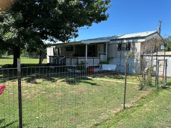 108474 Starboard Dr, Checotah, OK 74426