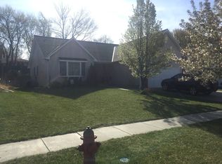 5430 Hunts Dr, Lincoln, NE 68512