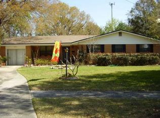 6053 Bizier Rd E, Jacksonville, FL 32244