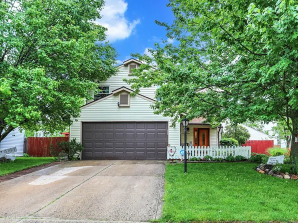 643 Woods Crossing Dr, Indianapolis, IN 46239