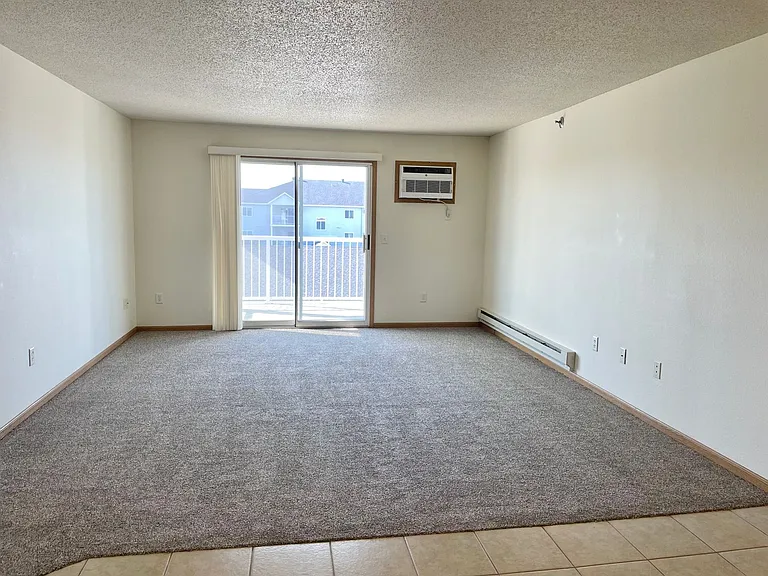 Pointe West II — Photo 3