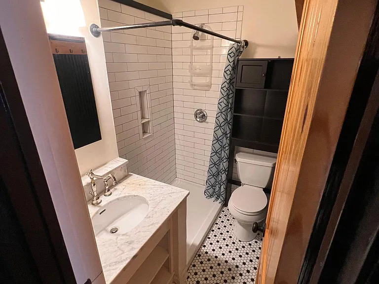 4618 Saint Elmo Ave #A — Photo 7