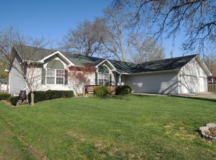 309 N Hena St, Greenville, IL