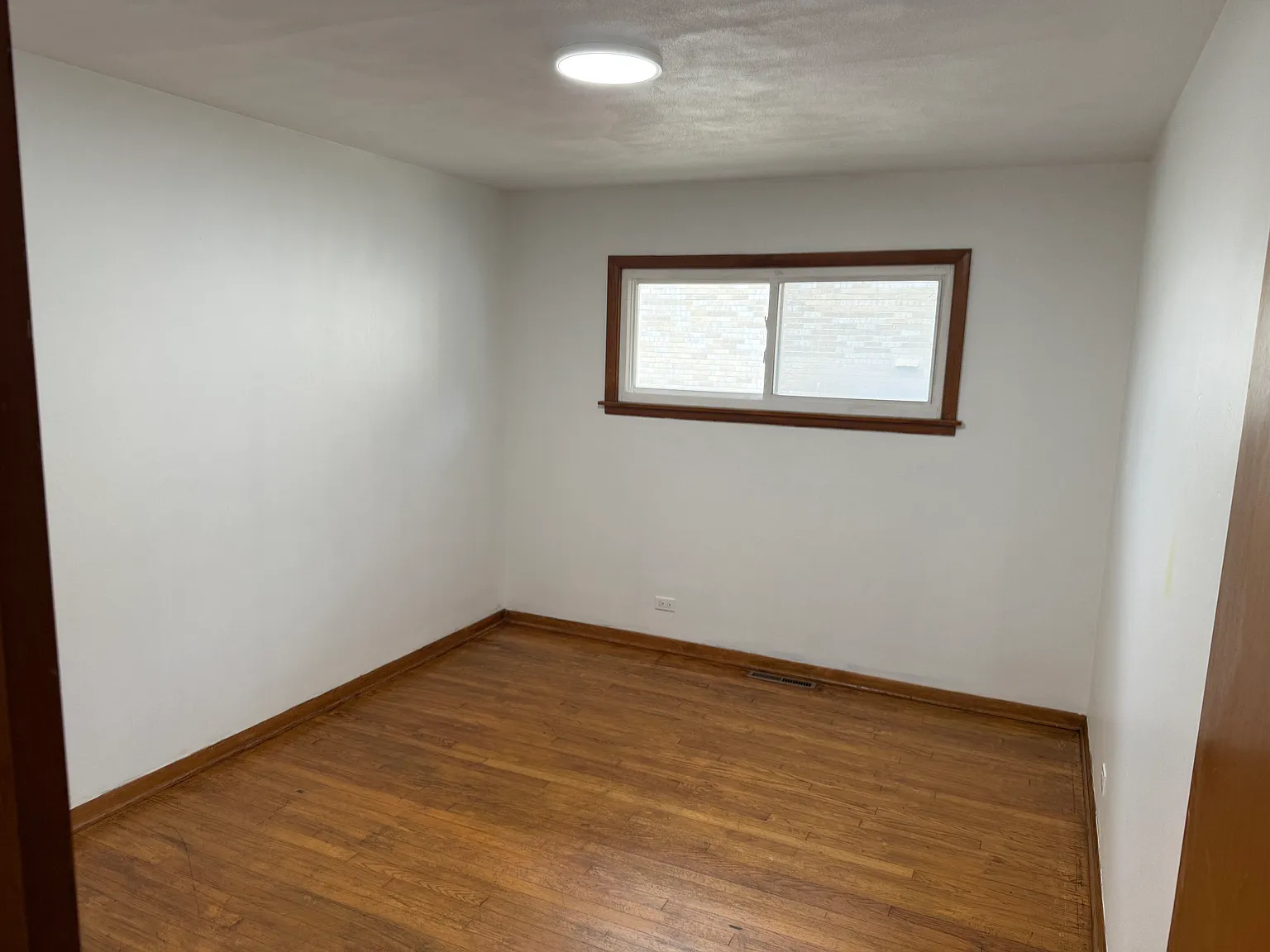 311 Euclid Ave — Photo 4