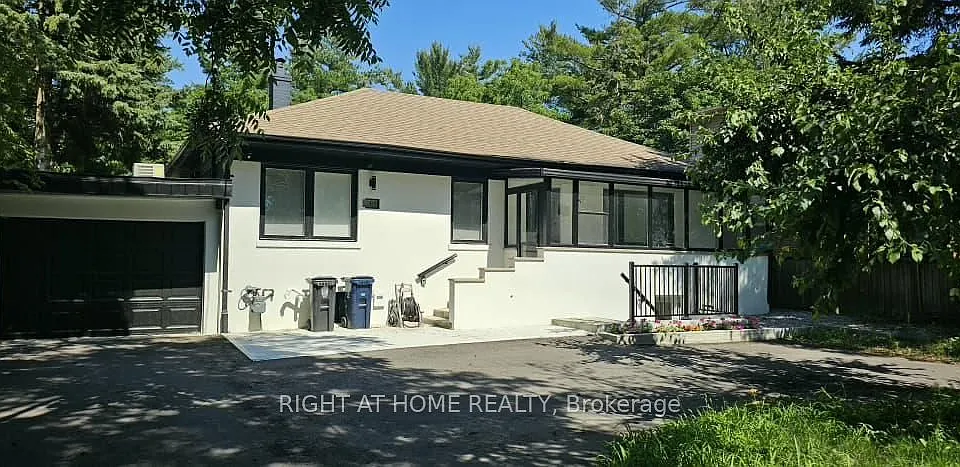 61 Gladys Rd