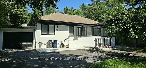 61 Gladys Rd Photo 1