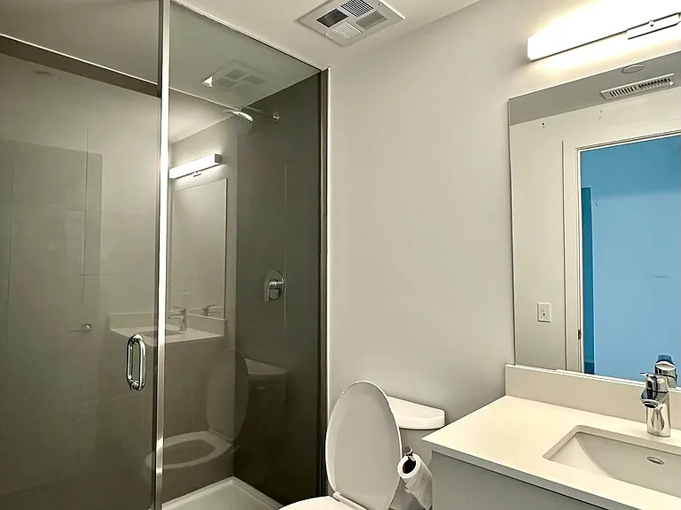 1005 Dundas St E #624 — Photo 11