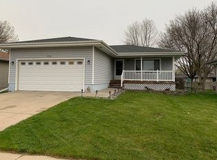 3416 N Miller Rd, Lincoln, NE 68521