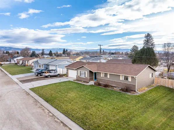 309 E 6th St, Stevensville, MT 59870