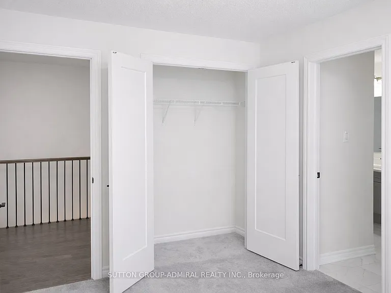 65 Barkerville Dr — Photo 24