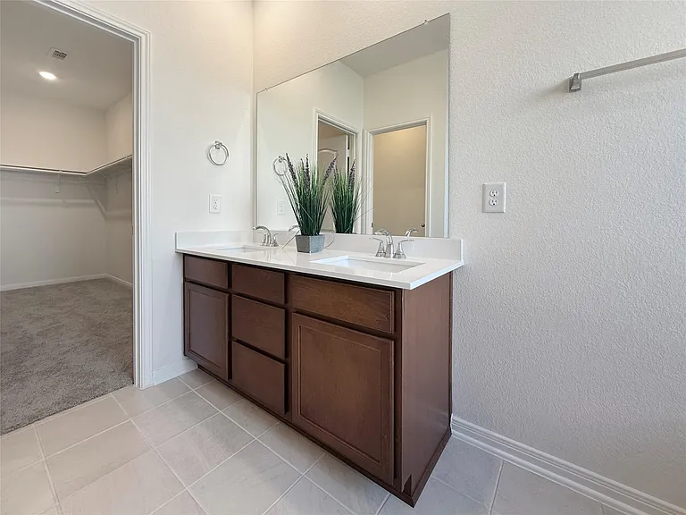 2809 Cordova Hill Dr — Photo 12