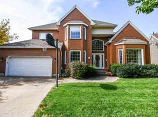 4 Ravine Park Cres, Halifax, NS B3M4N1