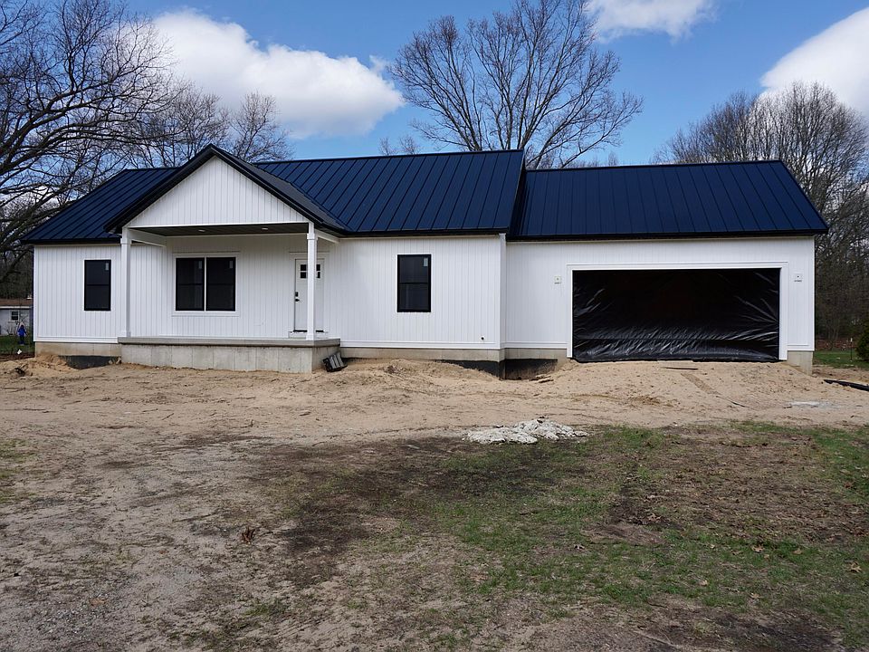 1st image of 2336 Macarthur Rd