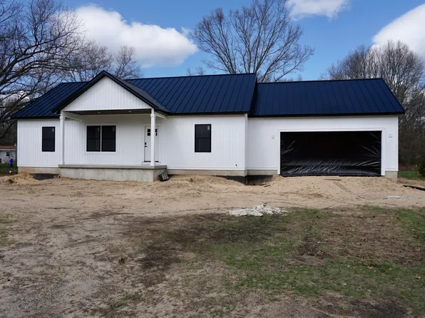 2336 Macarthur Rd, Muskegon, MI 49442