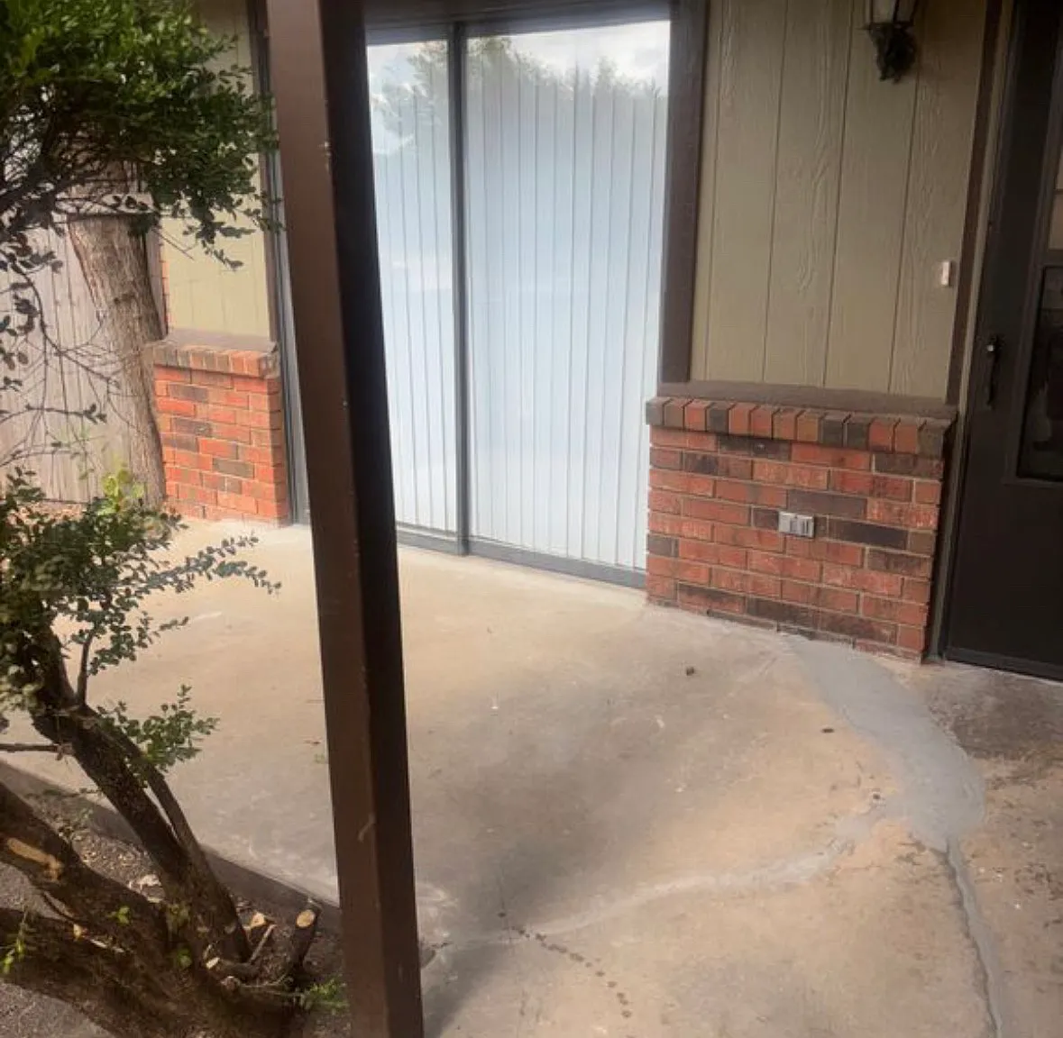 2 bed, $1,250 — Photo 1