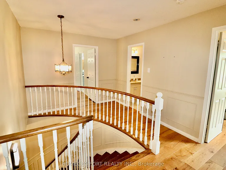 12 Banbury Ct — Photo 18