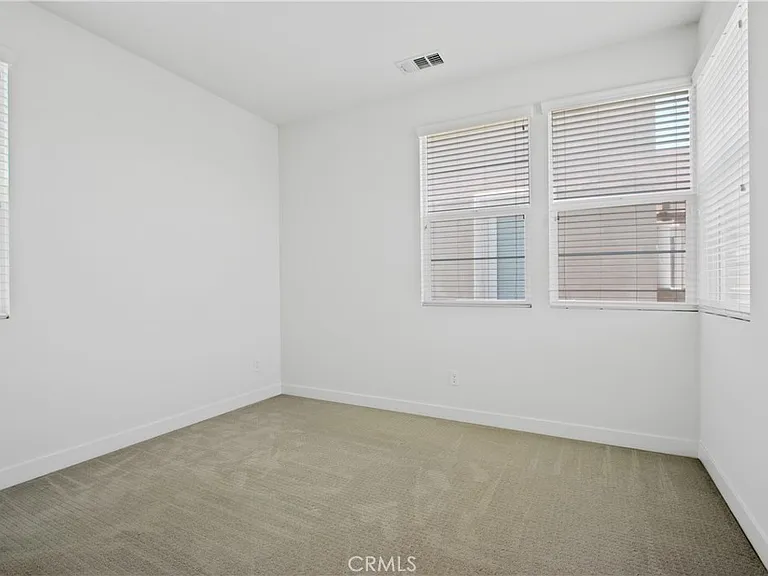 231 Radial — Photo 16