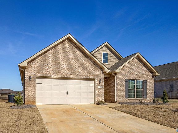 3rd image of 121 Heritage Lakes Blvd